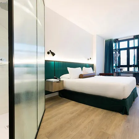 מלון Axel - Adults Only 4*