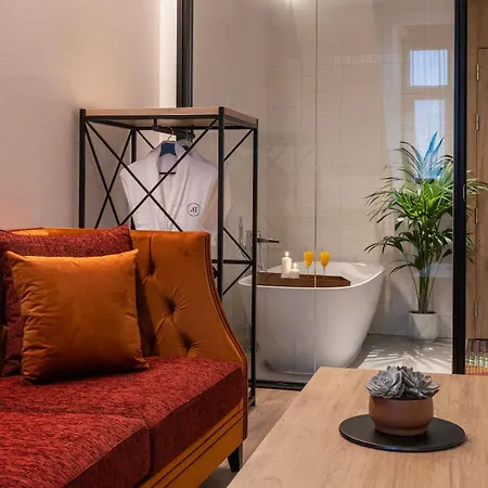 Axel - Adults Only 4*